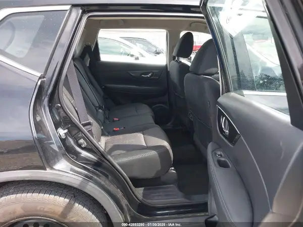 KNMAT2MV2JP521081 2018 NISSAN ROGUE - Image 8