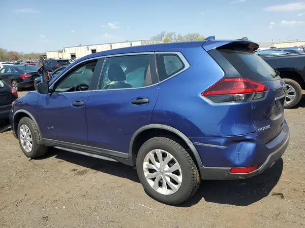 KNMAT2MV2JP522473 2018 NISSAN ROGUE - Image 2