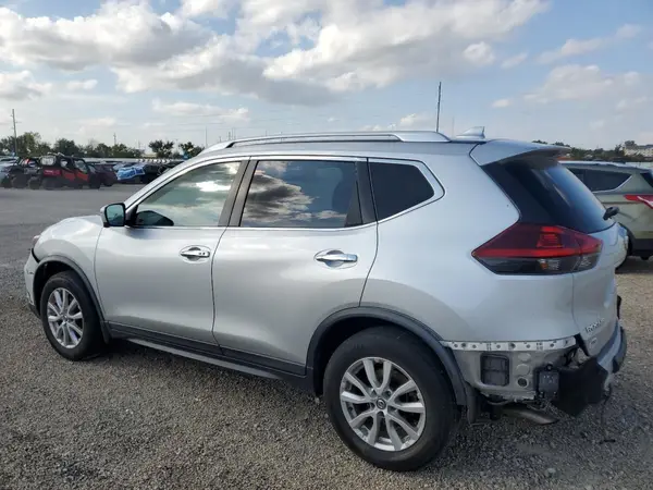 KNMAT2MV2JP522568 2018 NISSAN ROGUE - Image 2