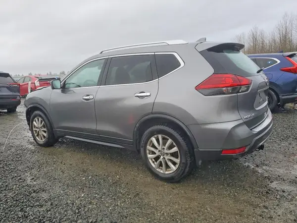 KNMAT2MV2JP525325 2018 NISSAN ROGUE - Image 2
