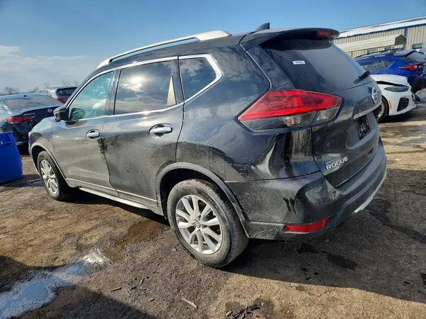 KNMAT2MV2JP531710 2018 NISSAN ROGUE - Image 2