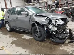 KNMAT2MV2JP533554 2018 NISSAN ROGUE