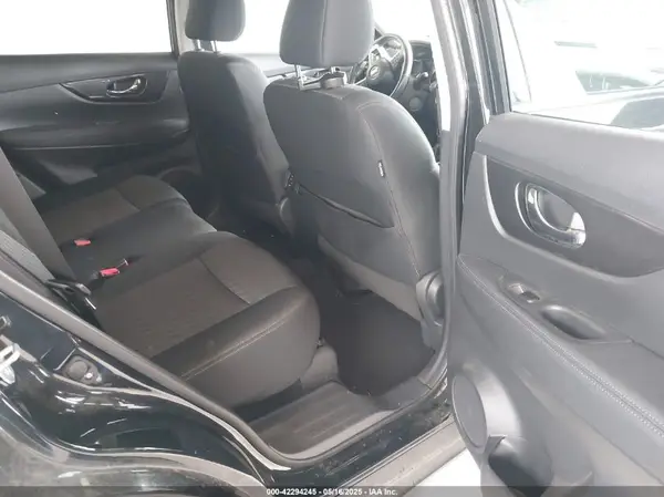 KNMAT2MV2JP535336 2018 NISSAN ROGUE - Image 8