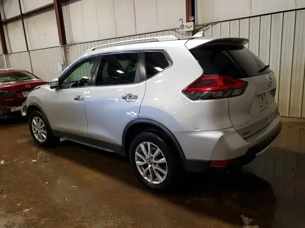 KNMAT2MV2JP542478 2018 NISSAN ROGUE - Image 2