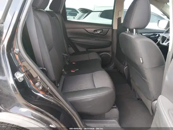 KNMAT2MV2JP545011 2018 NISSAN ROGUE - Image 8