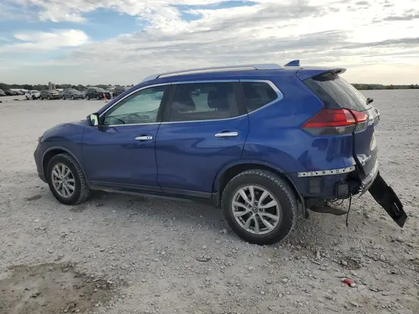 KNMAT2MV2JP545316 2018 NISSAN ROGUE - Image 2