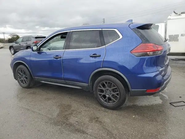 KNMAT2MV2JP549429 2018 NISSAN ROGUE - Image 2