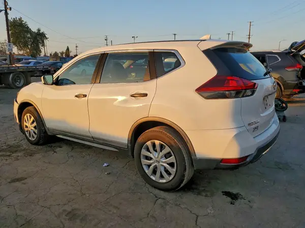 KNMAT2MV2JP554470 2018 NISSAN ROGUE - Image 2