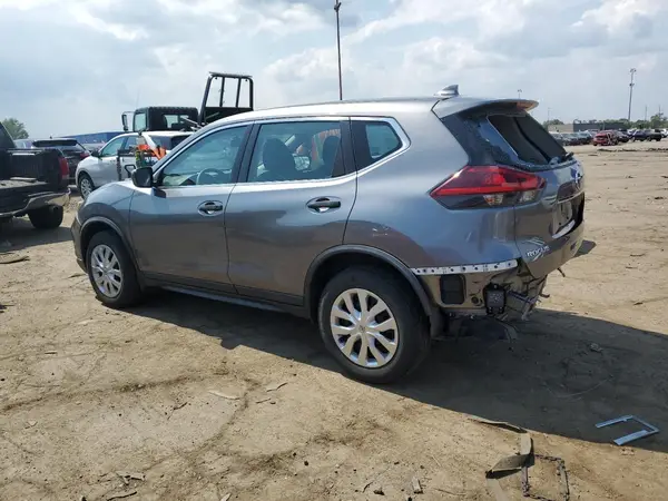 KNMAT2MV2JP555814 2018 NISSAN ROGUE - Image 2