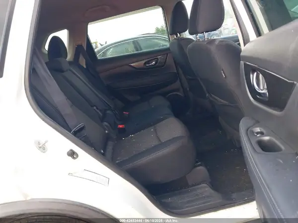 KNMAT2MV2JP557062 2018 NISSAN ROGUE - Image 8