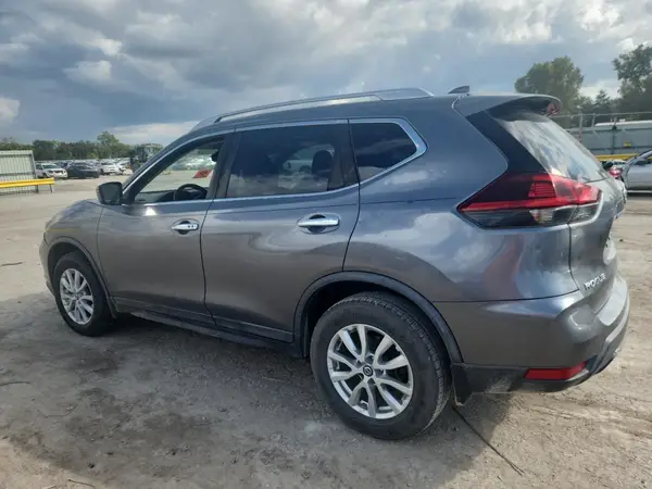 KNMAT2MV2JP557479 2018 NISSAN ROGUE - Image 2