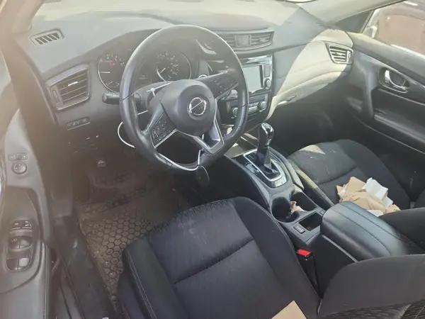 KNMAT2MV2JP557479 2018 NISSAN ROGUE - Image 8