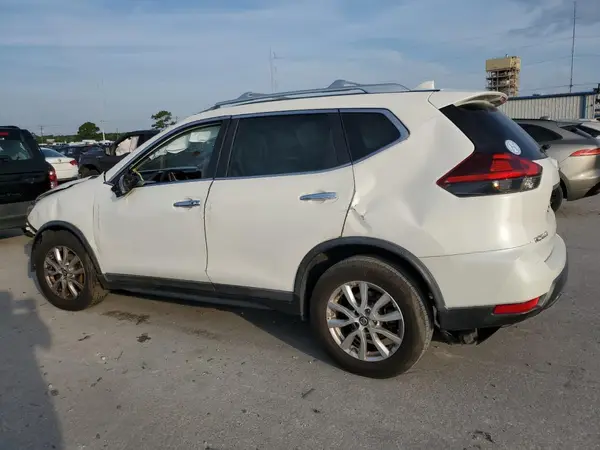 KNMAT2MV2JP559989 2018 NISSAN ROGUE - Image 2