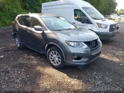 KNMAT2MV2JP566571 2018 NISSAN ROGUE