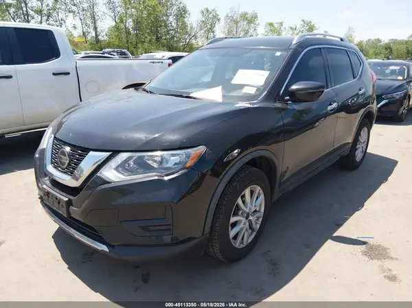 KNMAT2MV2JP567316 2018 NISSAN ROGUE - Image 2