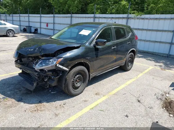 KNMAT2MV2JP567364 2018 NISSAN ROGUE - Image 2