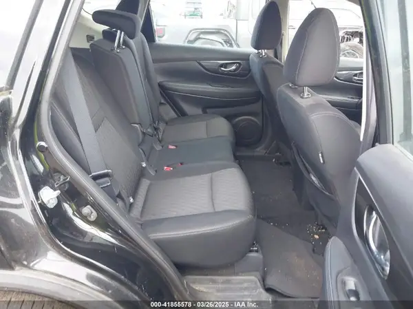 KNMAT2MV2JP572662 2018 NISSAN ROGUE - Image 8