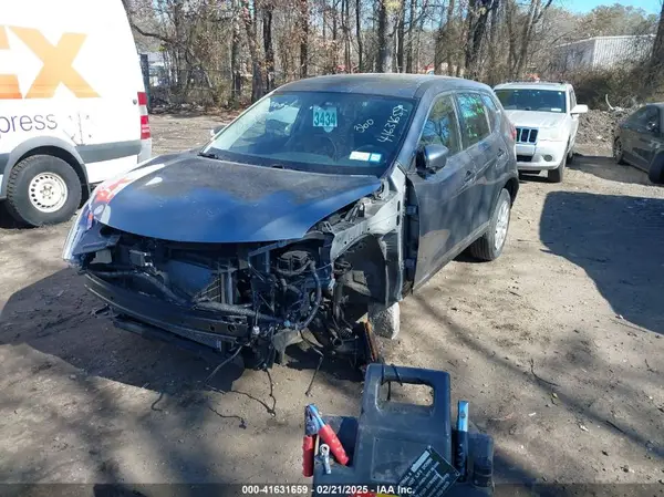 KNMAT2MV2JP572774 2018 NISSAN ROGUE - Image 2