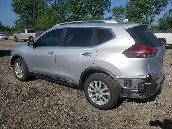 KNMAT2MV2JP572953 2018 NISSAN ROGUE - Image 2
