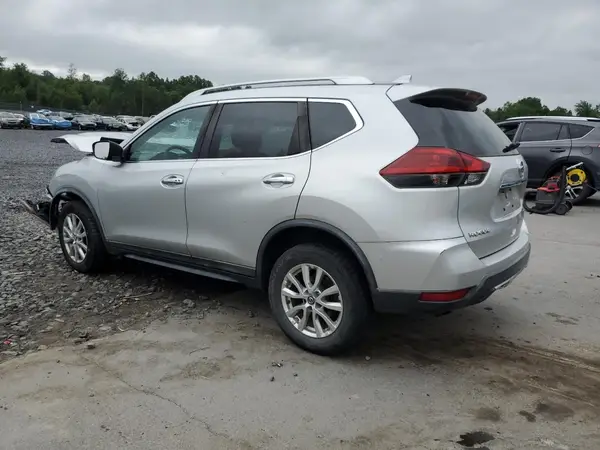 KNMAT2MV2JP576405 2018 NISSAN ROGUE - Image 2