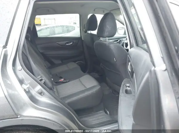 KNMAT2MV2JP577392 2018 NISSAN ROGUE - Image 8