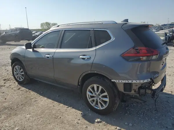 KNMAT2MV2JP584732 2018 NISSAN ROGUE - Image 2