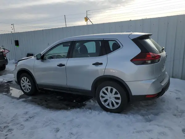 KNMAT2MV2JP586836 2018 NISSAN ROGUE - Image 2