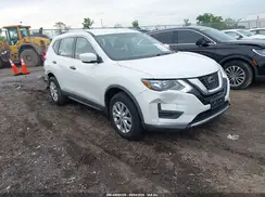 KNMAT2MV2JP588165 2018 NISSAN ROGUE