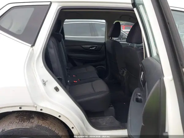 KNMAT2MV2JP588165 2018 NISSAN ROGUE - Image 8