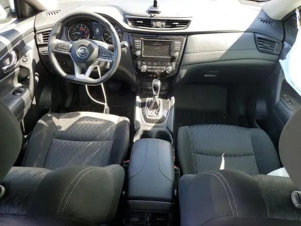 KNMAT2MV2JP589039 2018 NISSAN ROGUE - Image 8
