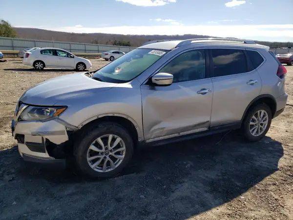 KNMAT2MV2JP590062 2018 NISSAN ROGUE - Image 1