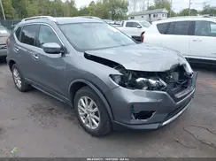 KNMAT2MV2JP592460 2018 NISSAN ROGUE