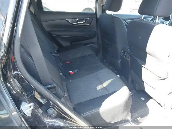 KNMAT2MV2JP599134 2018 NISSAN ROGUE - Image 8