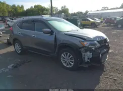 KNMAT2MV2JP601125 2018 NISSAN ROGUE