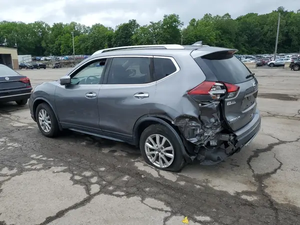 KNMAT2MV2JP601240 2018 NISSAN ROGUE - Image 2