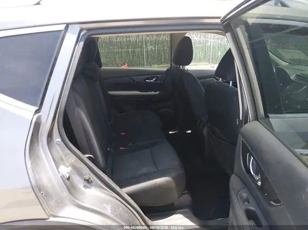 KNMAT2MV2JP602095 2018 NISSAN ROGUE - Image 8