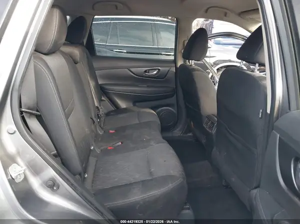 KNMAT2MV2JP608320 2018 NISSAN ROGUE - Image 8