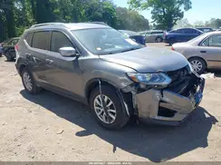 KNMAT2MV2JP611525 2018 NISSAN ROGUE