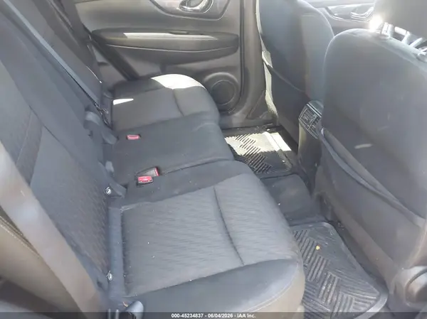 KNMAT2MV2JP611525 2018 NISSAN ROGUE - Image 8