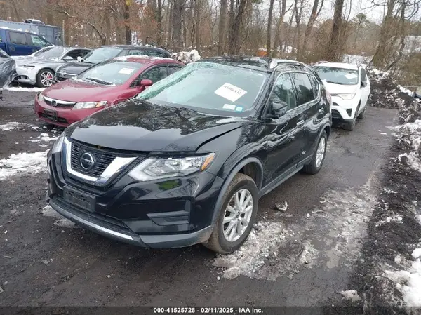 KNMAT2MV2JP623383 2018 NISSAN ROGUE - Image 2
