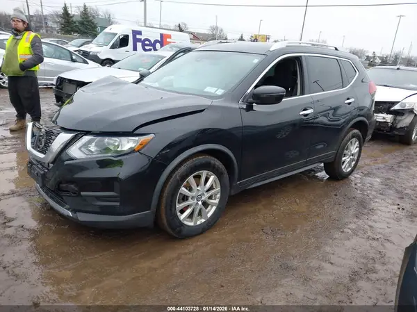 KNMAT2MV2KP500779 2019 NISSAN ROGUE - Image 2
