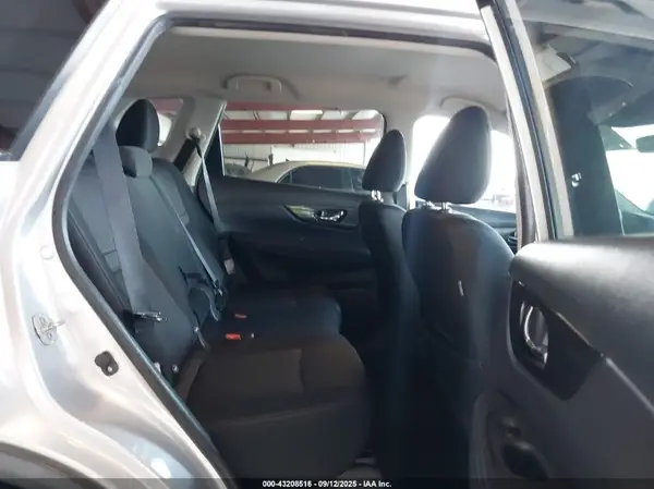 KNMAT2MV2KP502323 2019 NISSAN ROGUE - Image 8