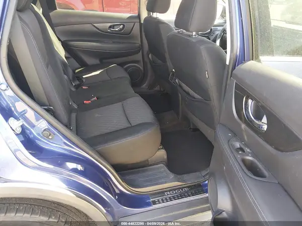 KNMAT2MV2KP517937 2019 NISSAN ROGUE - Image 8