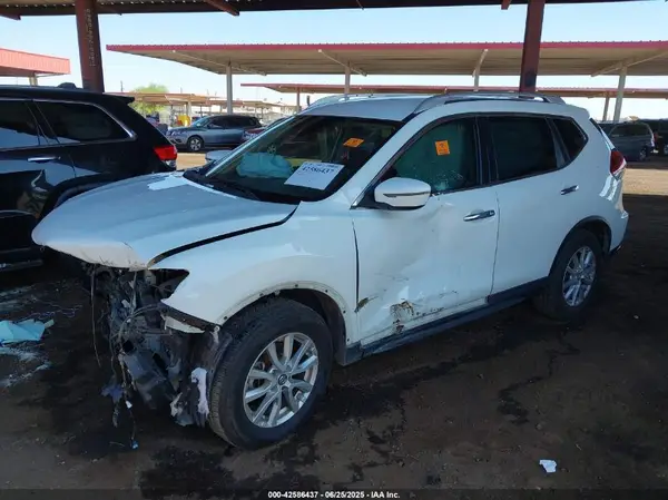 KNMAT2MV2KP522989 2019 NISSAN ROGUE - Image 2