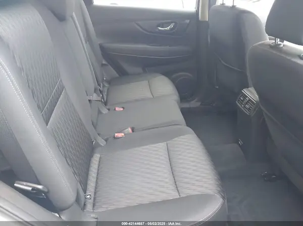 KNMAT2MV2KP528226 2019 NISSAN ROGUE - Image 8