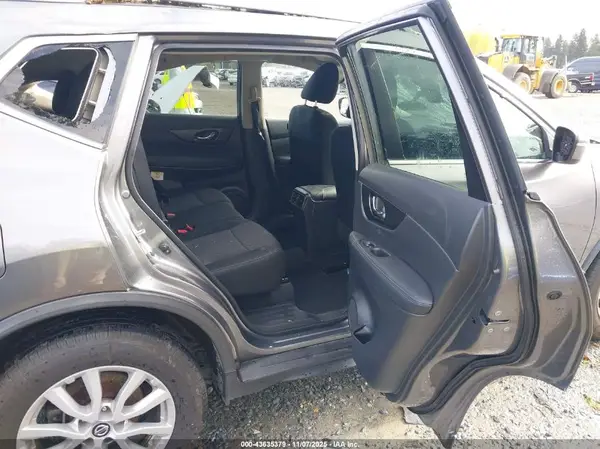 KNMAT2MV2KP530316 2019 NISSAN ROGUE - Image 8