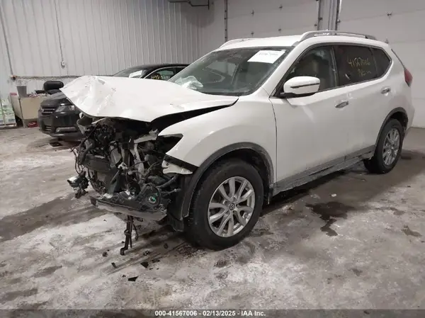 KNMAT2MV2KP534835 2019 NISSAN ROGUE - Image 2