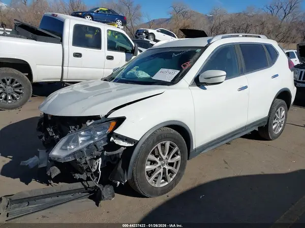 KNMAT2MV2KP536827 2019 NISSAN ROGUE - Image 2