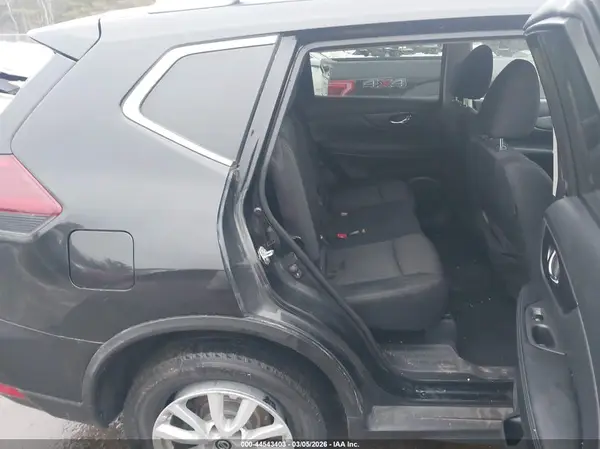 KNMAT2MV2KP546337 2019 NISSAN ROGUE - Image 8