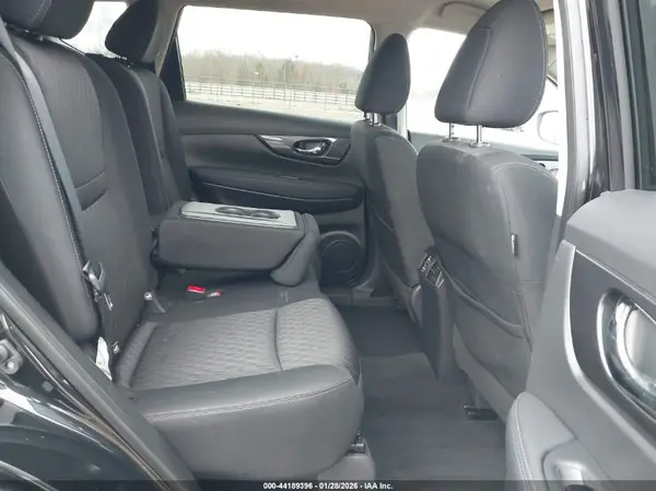 KNMAT2MV2KP553014 2019 NISSAN ROGUE - Image 8